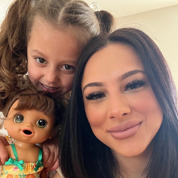 Meet your Posher, Virginia - Picture 2 of 8